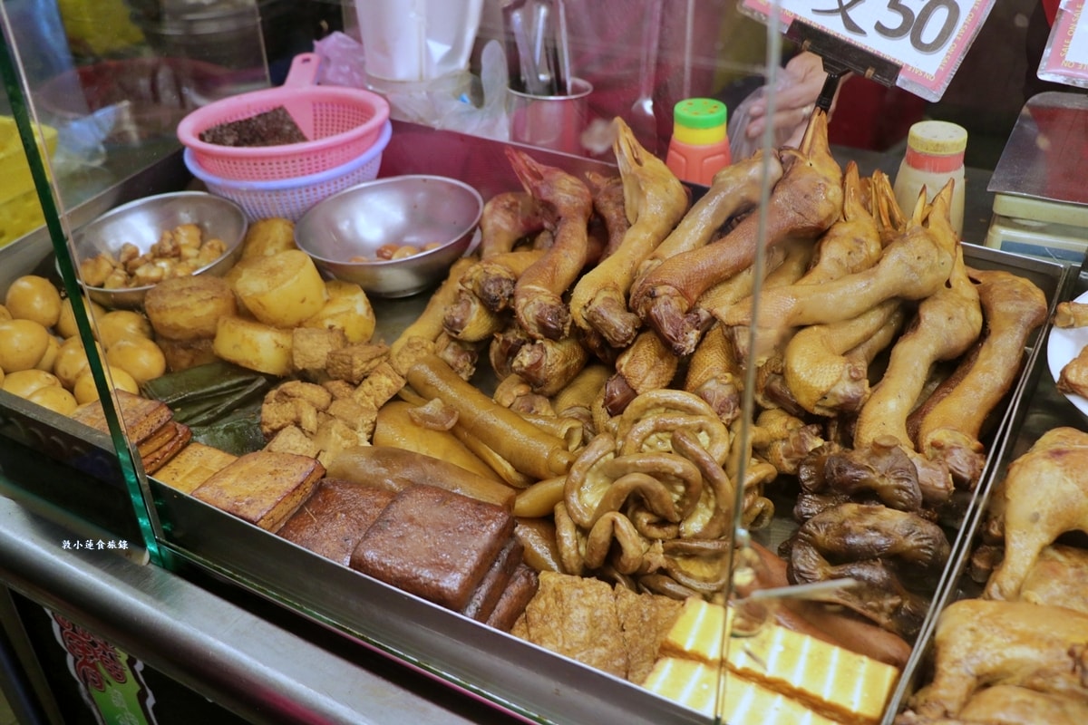 自由黃昏市場‧婆婆媽媽的最愛,上百攤位美食云云,生食、熟食、蔬菜、水果,北高最夯的黃昏市場!! - 第19張圖 自由黃昏市場‧婆婆媽媽的最愛,上百攤位美食云云,生食、熟食、蔬菜、水果,北高最夯的黃昏市場!!