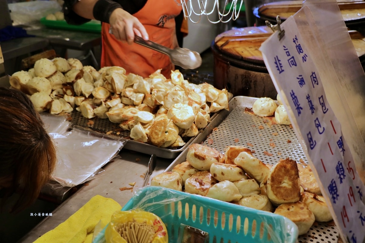 自由黃昏市場‧婆婆媽媽的最愛,上百攤位美食云云,生食、熟食、蔬菜、水果,北高最夯的黃昏市場!! - 第24張圖 自由黃昏市場‧婆婆媽媽的最愛,上百攤位美食云云,生食、熟食、蔬菜、水果,北高最夯的黃昏市場!!