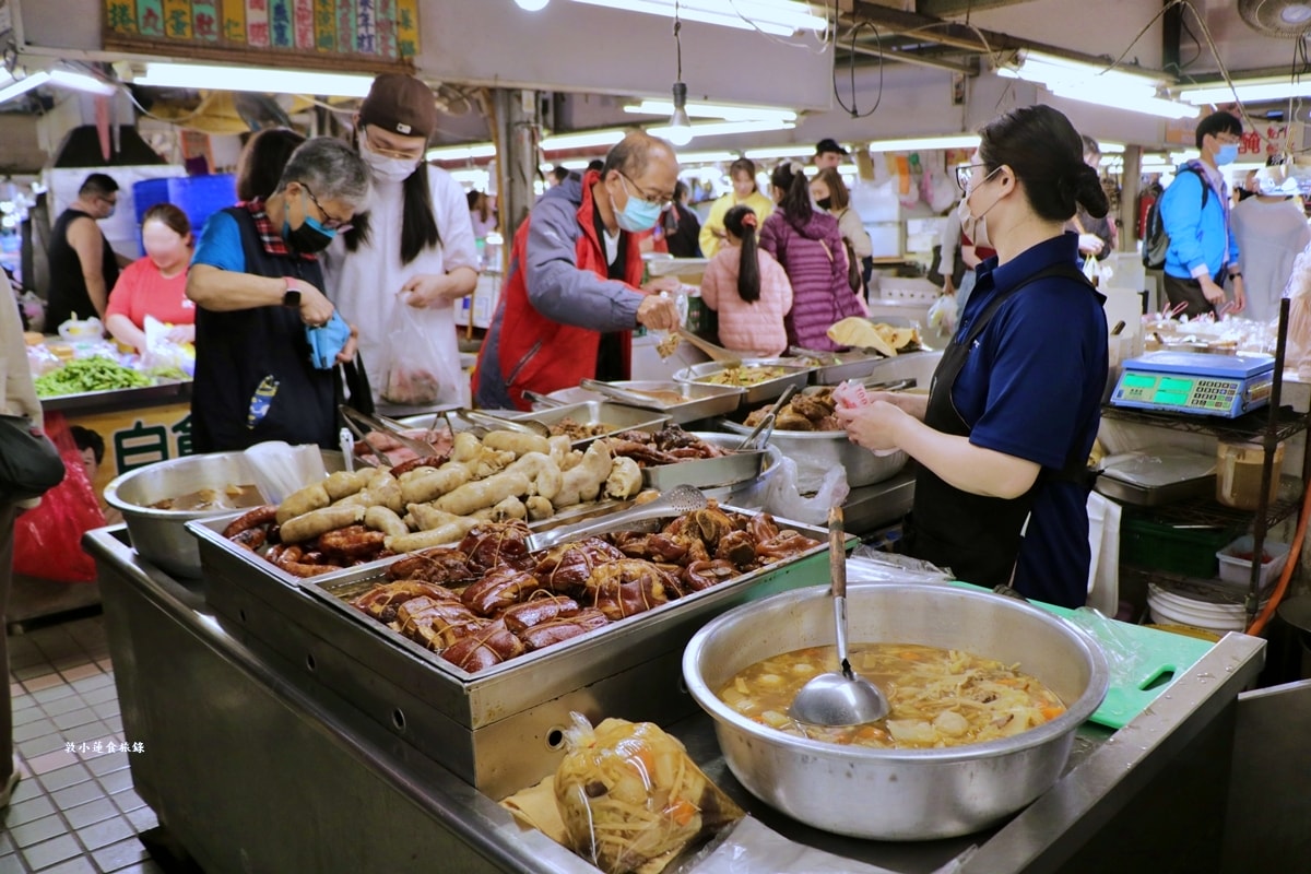 自由黃昏市場‧婆婆媽媽的最愛,上百攤位美食云云,生食、熟食、蔬菜、水果,北高最夯的黃昏市場!! - 第48張圖 自由黃昏市場‧婆婆媽媽的最愛,上百攤位美食云云,生食、熟食、蔬菜、水果,北高最夯的黃昏市場!!