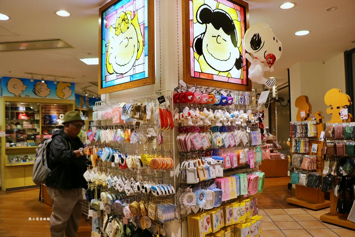 【神奈川橫濱】史努比スヌーピータウンショップ横浜店‧2米高的大型史努比等著你來拍照,唯一穿著水手服的史努比就在橫濱店 - 第13張圖 【神奈川橫濱】史努比スヌーピータウンショップ横浜店‧2米高的大型史努比等著你來拍照,唯一穿著水手服的史努比就在橫濱店