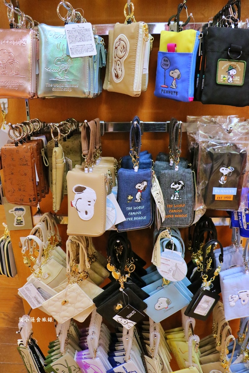 【神奈川橫濱】史努比スヌーピータウンショップ横浜店‧2米高的大型史努比等著你來拍照,唯一穿著水手服的史努比就在橫濱店 - 第21張圖 【神奈川橫濱】史努比スヌーピータウンショップ横浜店‧2米高的大型史努比等著你來拍照,唯一穿著水手服的史努比就在橫濱店