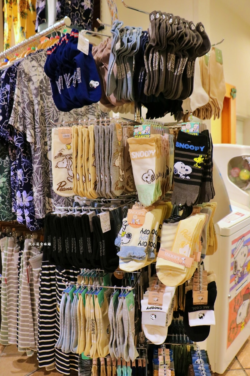 【神奈川橫濱】史努比スヌーピータウンショップ横浜店‧2米高的大型史努比等著你來拍照,唯一穿著水手服的史努比就在橫濱店 - 第40張圖 【神奈川橫濱】史努比スヌーピータウンショップ横浜店‧2米高的大型史努比等著你來拍照,唯一穿著水手服的史努比就在橫濱店