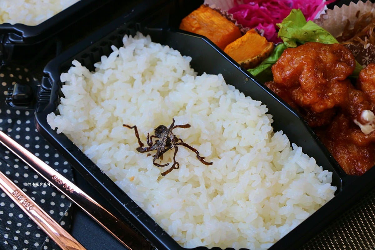 和暖 わだん御食事處‧日式定食 客製化便當，日本師傅親自操刀製作，牛排丼飯、南蠻雞定食、味噌鯖魚，和秋田美人小町米豐富又飽足