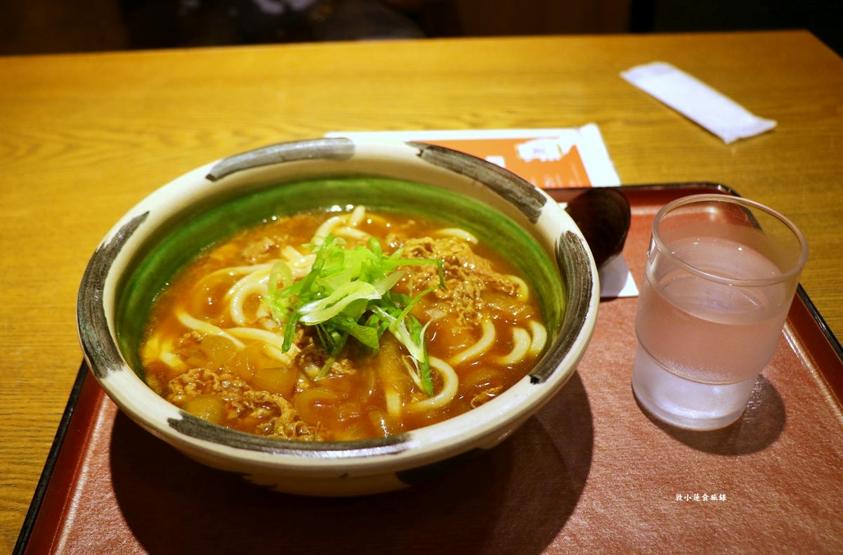 【神奈川橫濱】杵屋 橫濱ポルタ店‧傳統手工讚岐烏龍麵,關西風味湯底濃郁,讚岐烏龍麵冷吃Q勁,熱泡軟度適中 - 第9張圖 【神奈川橫濱】杵屋 橫濱ポルタ店‧傳統手工讚岐烏龍麵,關西風味湯底濃郁,讚岐烏龍麵冷吃Q勁,熱泡軟度適中
