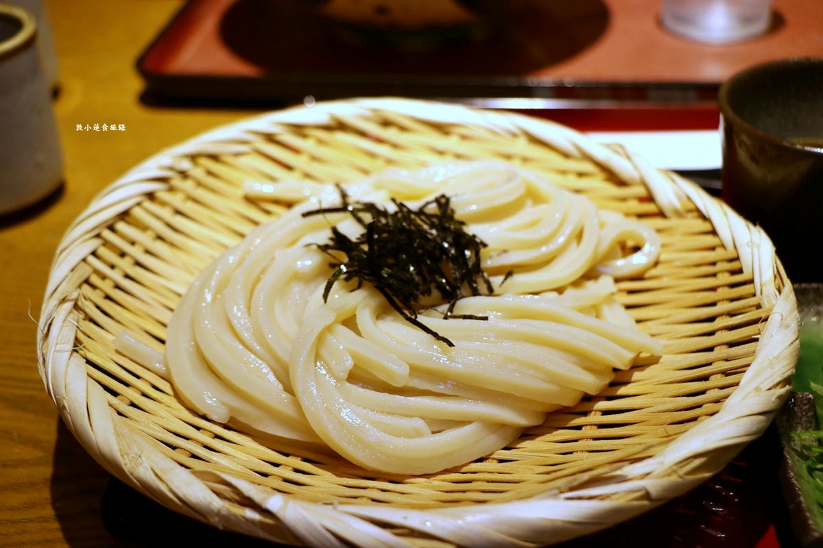 【神奈川橫濱】杵屋 橫濱ポルタ店‧傳統手工讚岐烏龍麵,關西風味湯底濃郁,讚岐烏龍麵冷吃Q勁,熱泡軟度適中 - 第16張圖 【神奈川橫濱】杵屋 橫濱ポルタ店‧傳統手工讚岐烏龍麵,關西風味湯底濃郁,讚岐烏龍麵冷吃Q勁,熱泡軟度適中