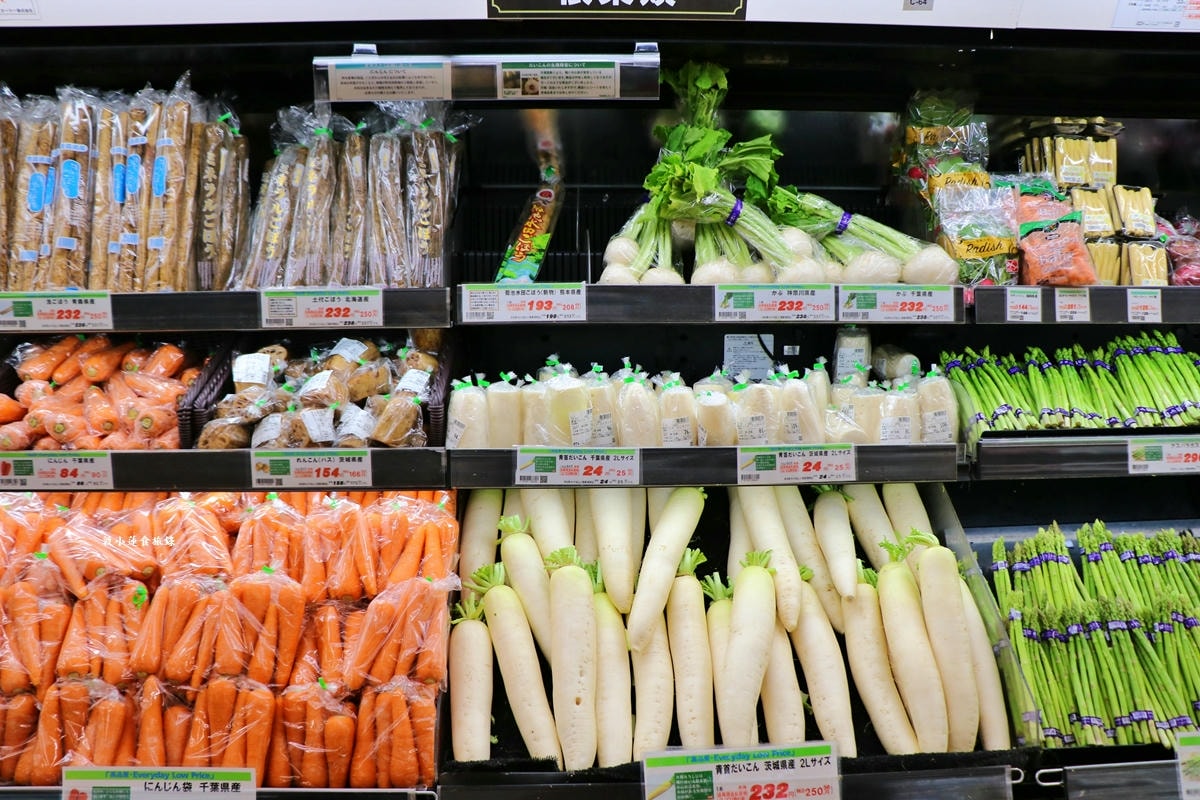 【神奈川橫濱】okオーケー みなとみらい店‧OK港未來店 日本最便宜的平價超市，蔬食、水果、生鮮、餅乾超便宜還免稅