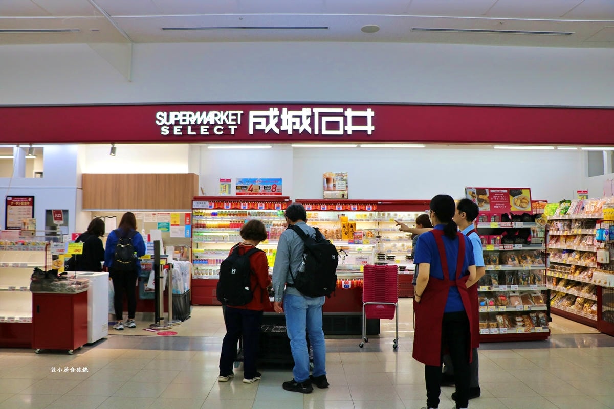 【東京】Haneda Airport 東京羽田機場第一航廈機場‧世界最乾淨的機場，日本國內線航班美食、逛街、交通轉接超便利
