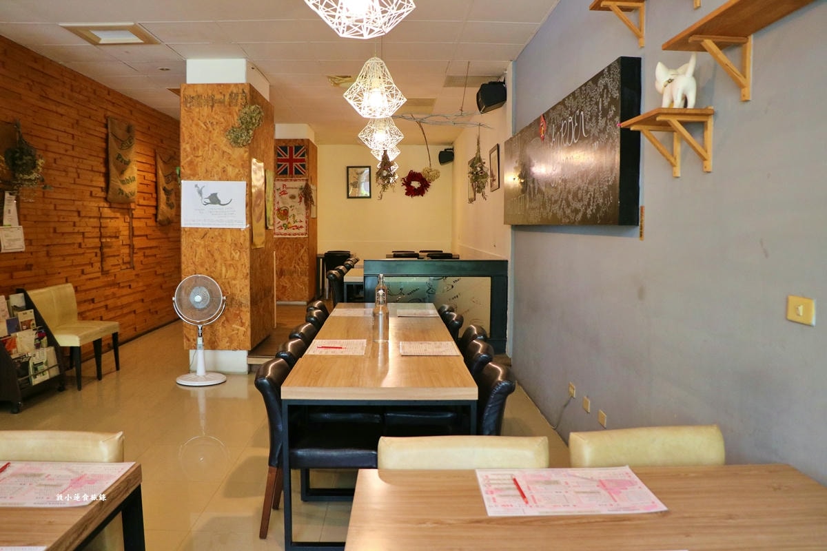 Garden green泰義蔬食咖啡館‧圓山山腳下低調蔬食餐館，不一樣的清邁辣椰漿咖哩湯炸麵