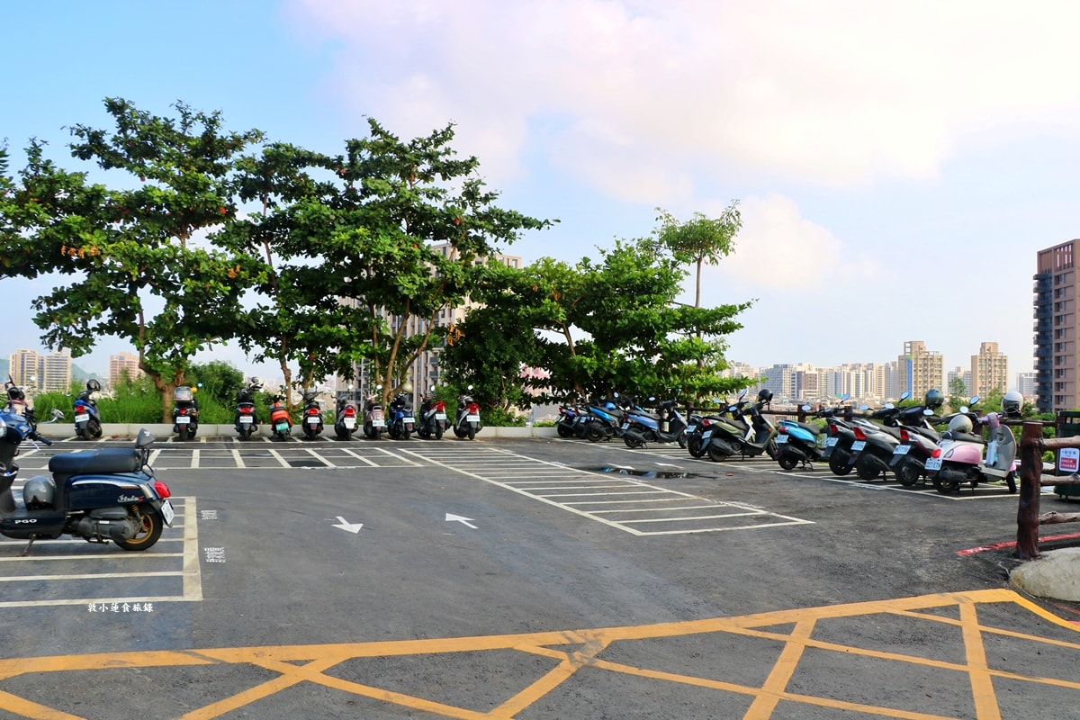 高雄果嶺自然公園‧高爾夫球場再生超級生態自然公園,佔地70公頃,90種鳥類生態,遠眺北大武山秋賞落羽松!! - 第3張圖 高雄果嶺自然公園‧高爾夫球場再生超級生態自然公園,佔地70公頃,90種鳥類生態,遠眺北大武山秋賞落羽松!!