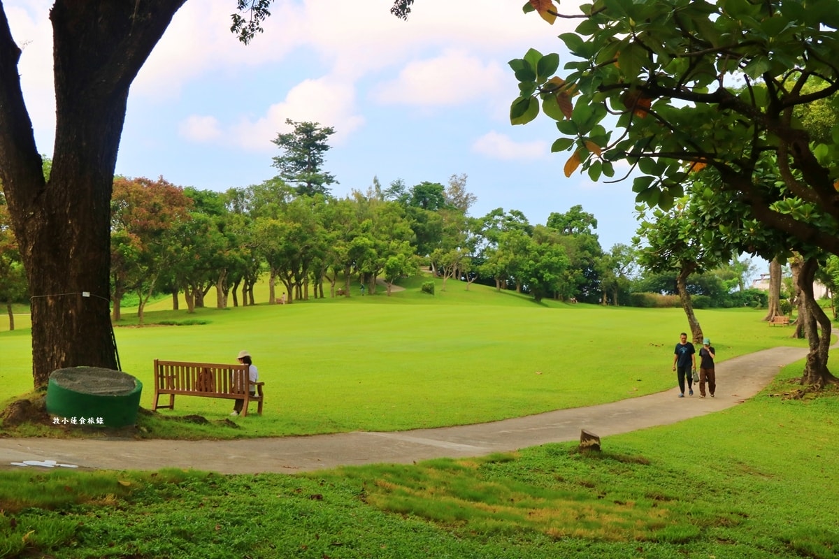 高雄果嶺自然公園‧高爾夫球場再生超級生態自然公園,佔地70公頃,90種鳥類生態,遠眺北大武山秋賞落羽松!! - 第21張圖 高雄果嶺自然公園‧高爾夫球場再生超級生態自然公園,佔地70公頃,90種鳥類生態,遠眺北大武山秋賞落羽松!!