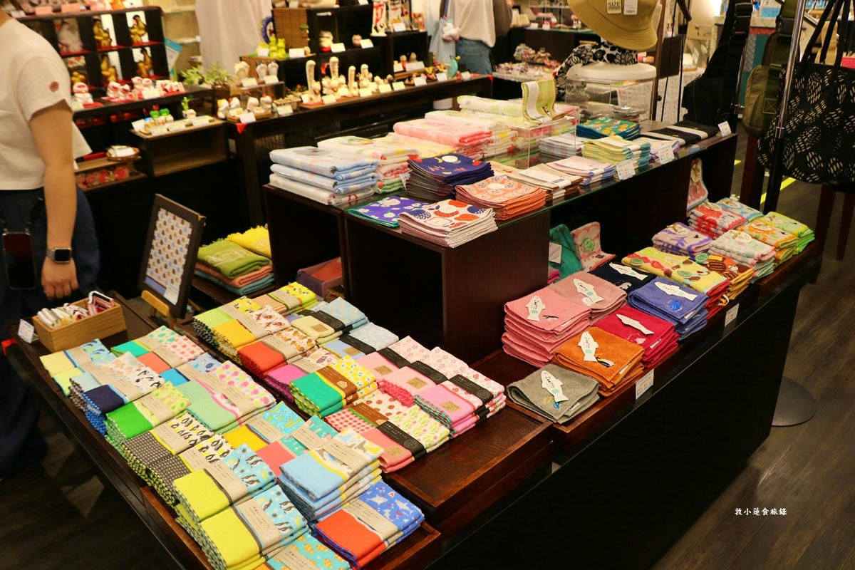 【神奈川藤澤】布遊舍 江ノ島店‧和風連鎖專門店,扇子、零錢包、手帕、掛簾、傳統小物件伴手禮!! - 第8張圖 【神奈川藤澤】布遊舍 江ノ島店‧和風連鎖專門店,扇子、零錢包、手帕、掛簾、傳統小物件伴手禮!!