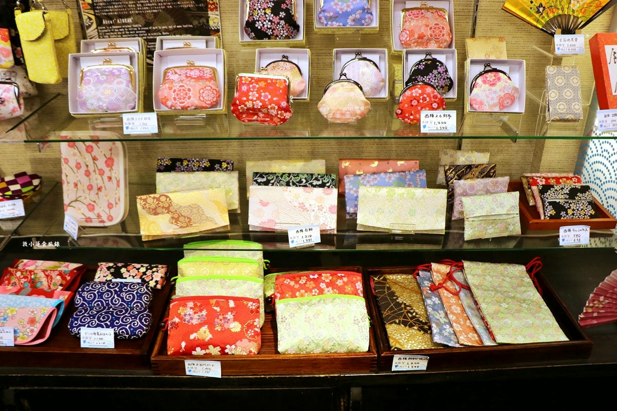 【神奈川藤澤】布遊舍 江ノ島店‧和風連鎖專門店,扇子、零錢包、手帕、掛簾、傳統小物件伴手禮!! - 第28張圖 【神奈川藤澤】布遊舍 江ノ島店‧和風連鎖專門店,扇子、零錢包、手帕、掛簾、傳統小物件伴手禮!!