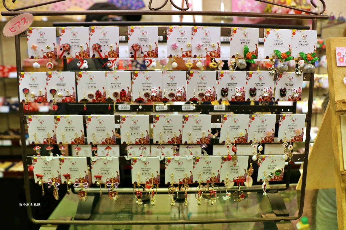 【神奈川藤澤】布遊舍 江ノ島店‧和風連鎖專門店,扇子、零錢包、手帕、掛簾、傳統小物件伴手禮!! - 第34張圖 【神奈川藤澤】布遊舍 江ノ島店‧和風連鎖專門店,扇子、零錢包、手帕、掛簾、傳統小物件伴手禮!!