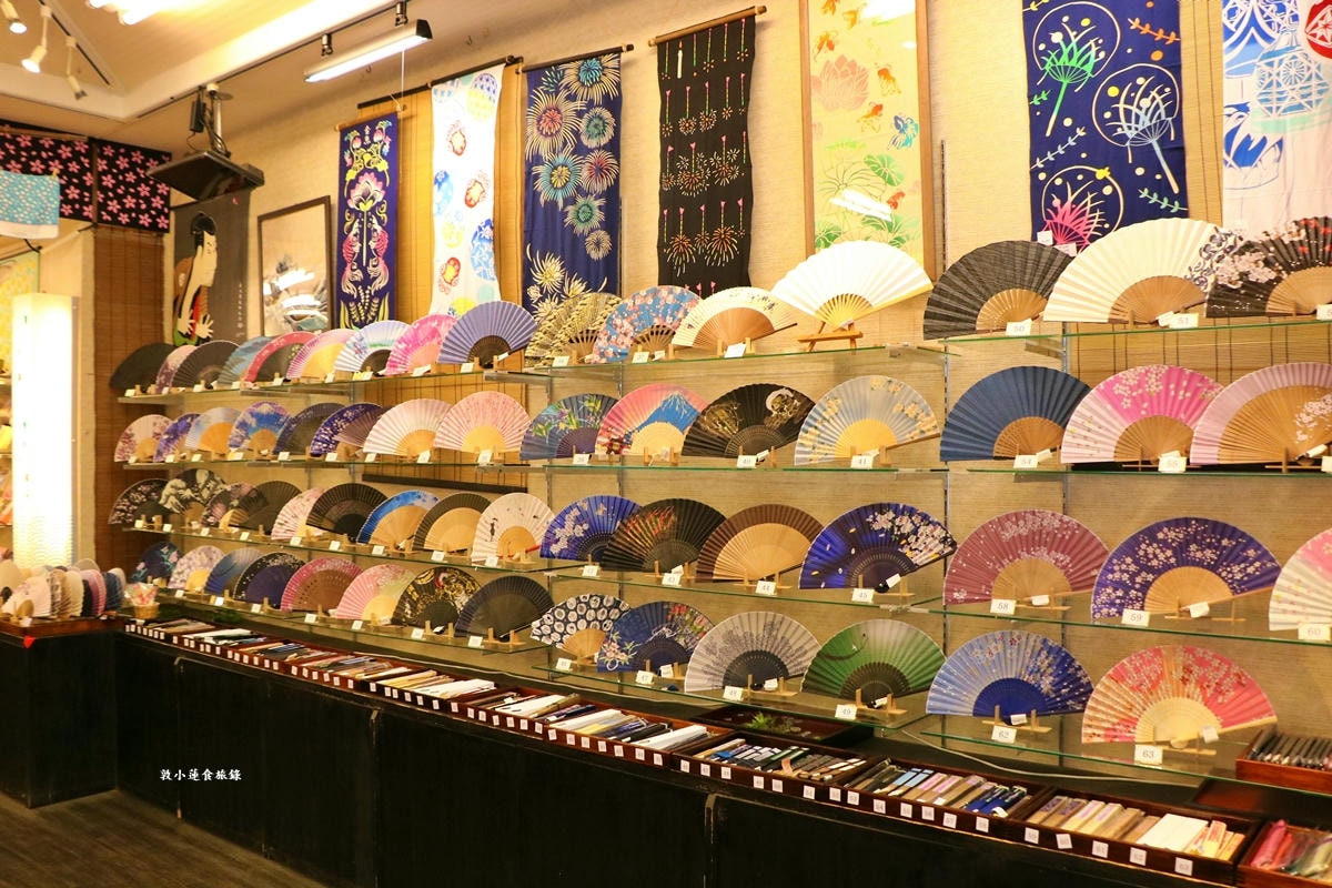 【神奈川藤澤】布遊舍 江ノ島店‧和風連鎖專門店,扇子、零錢包、手帕、掛簾、傳統小物件伴手禮!! - 第13張圖 【神奈川藤澤】布遊舍 江ノ島店‧和風連鎖專門店,扇子、零錢包、手帕、掛簾、傳統小物件伴手禮!!