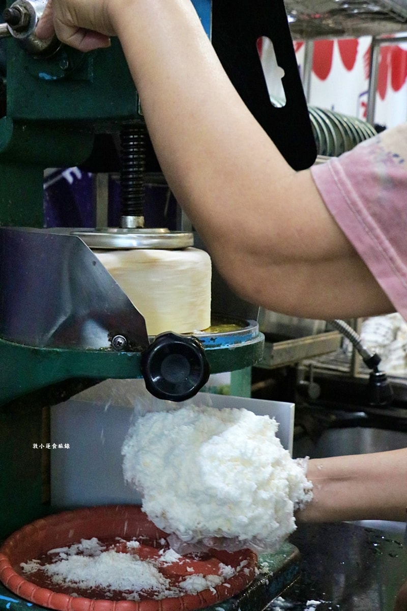小琉球剉冰女王‧大貝殼造型雪花冰、剉冰店,夏天就是要吃芒果雪花冰,雪花綿密細緻入口即化!! - 第6張圖 小琉球剉冰女王‧大貝殼造型雪花冰、剉冰店,夏天就是要吃芒果雪花冰,雪花綿密細緻入口即化!!