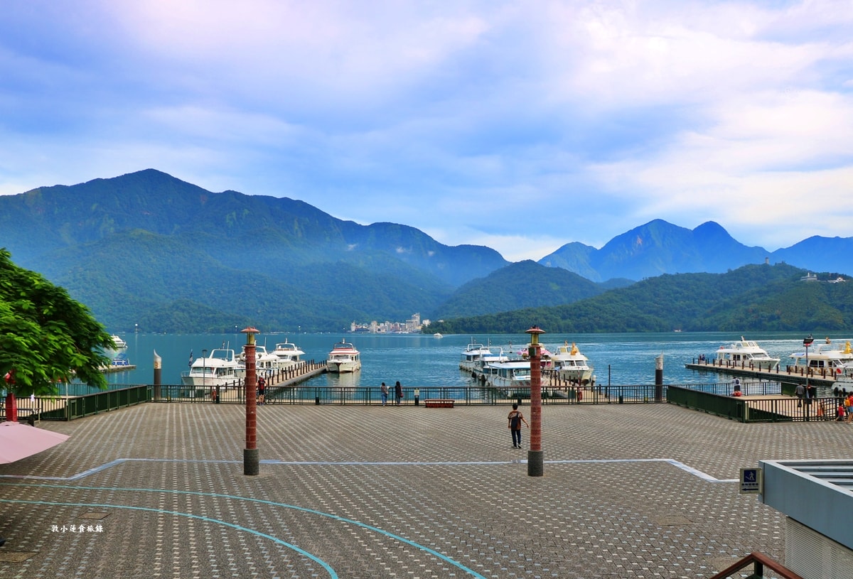 日月潭涵碧文學步道‧光與影的交織之處,山嵐雲霧多變清晨美景,最文青的幽靜步道!! - 第10張圖 日月潭涵碧文學步道‧光與影的交織之處,山嵐雲霧多變清晨美景,最文青的幽靜步道!!