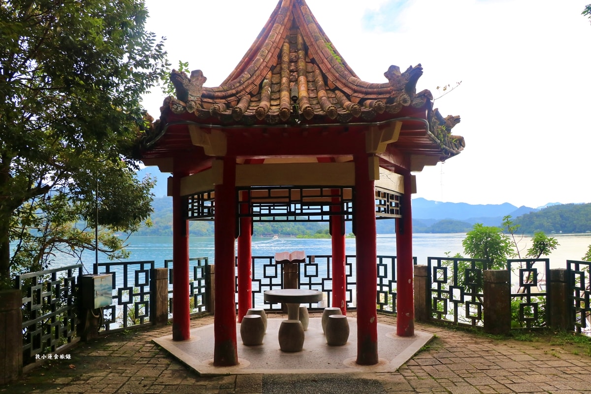 日月潭涵碧文學步道‧光與影的交織之處,山嵐雲霧多變清晨美景,最文青的幽靜步道!! - 第22張圖 日月潭涵碧文學步道‧光與影的交織之處,山嵐雲霧多變清晨美景,最文青的幽靜步道!!