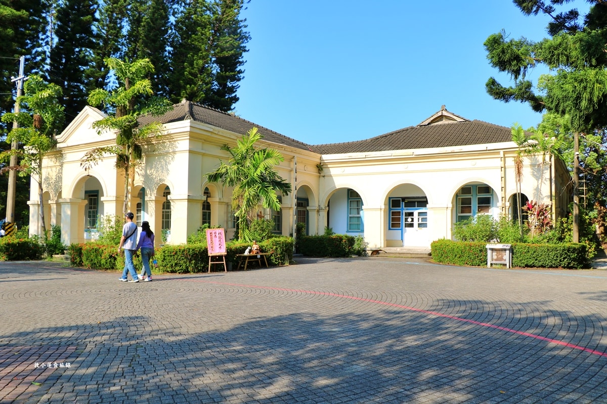 橋頭糖廠‧糖廠一日遊,橋頭捷運正對面,免門票來橋頭糖廠賞九重葛、吃台糖冰品、烤肉逛市集 - 第32張圖 橋頭糖廠‧糖廠一日遊,橋頭捷運正對面,免門票來橋頭糖廠賞九重葛、吃台糖冰品、烤肉逛市集