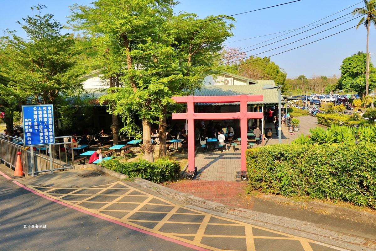 橋頭糖廠‧糖廠一日遊,橋頭捷運正對面,免門票來橋頭糖廠賞九重葛、吃台糖冰品、烤肉逛市集 - 第41張圖 橋頭糖廠‧糖廠一日遊,橋頭捷運正對面,免門票來橋頭糖廠賞九重葛、吃台糖冰品、烤肉逛市集