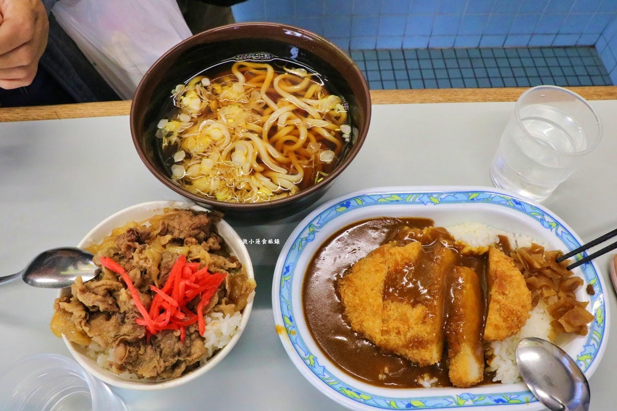 【神奈川橫濱】大棧橋食堂‧深受碼頭工人喜愛的立食定食屋,餐點大份量,免費續飯、續味噌湯 - 第1張圖 【神奈川橫濱】大棧橋食堂‧深受碼頭工人喜愛的立食定食屋,餐點大份量,免費續飯、續味噌湯