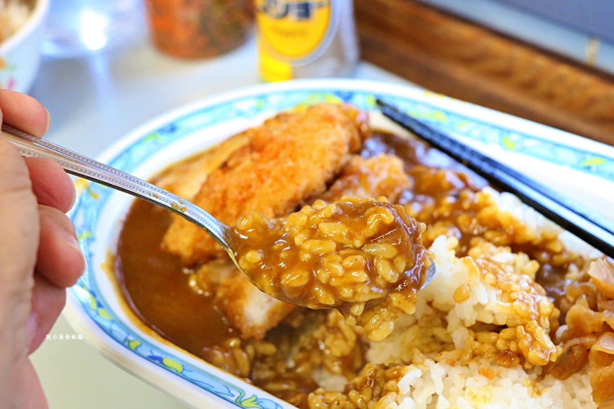 【神奈川橫濱】大棧橋食堂‧深受碼頭工人喜愛的立食定食屋,餐點大份量,免費續飯、續味噌湯 - 第11張圖 【神奈川橫濱】大棧橋食堂‧深受碼頭工人喜愛的立食定食屋,餐點大份量,免費續飯、續味噌湯