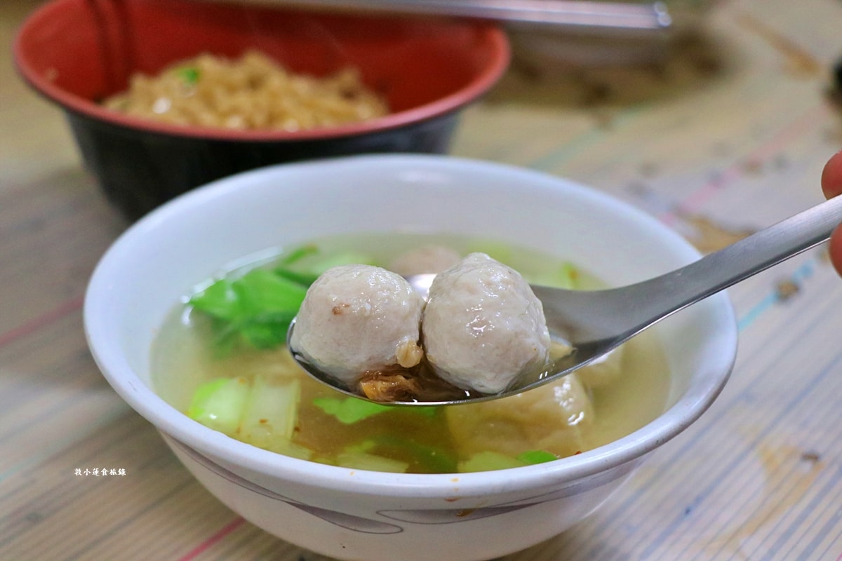 仁武汕頭麵古早味飯麵食館‧最傳統的古早味麵館，汕頭麵軟Q份量足，鹽水意麵鹹香滑順超帶勁