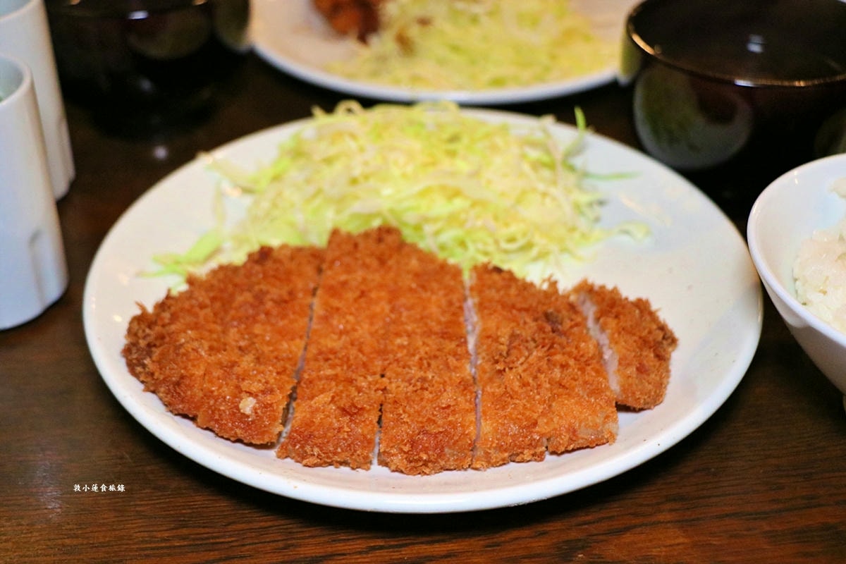 【神奈川橫濱】勝烈庵 馬車道總本店‧橫濱人氣百年老店,在地網友推薦排隊名店,必吃炸豬排 - 第12張圖 【神奈川橫濱】勝烈庵 馬車道總本店‧橫濱人氣百年老店,在地網友推薦排隊名店,必吃炸豬排
