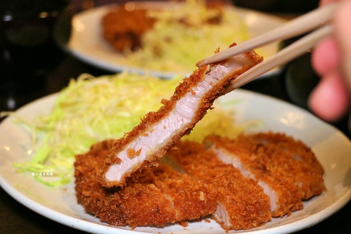 【神奈川橫濱】勝烈庵 馬車道總本店‧橫濱人氣百年老店,在地網友推薦排隊名店,必吃炸豬排 - 第14張圖 【神奈川橫濱】勝烈庵 馬車道總本店‧橫濱人氣百年老店,在地網友推薦排隊名店,必吃炸豬排