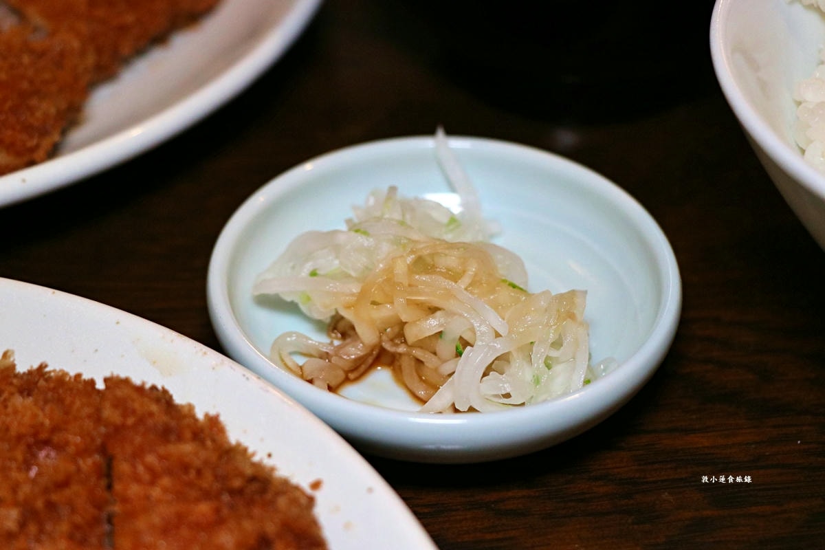 【神奈川橫濱】勝烈庵 馬車道總本店‧橫濱人氣百年老店,在地網友推薦排隊名店,必吃炸豬排 - 第10張圖 【神奈川橫濱】勝烈庵 馬車道總本店‧橫濱人氣百年老店,在地網友推薦排隊名店,必吃炸豬排