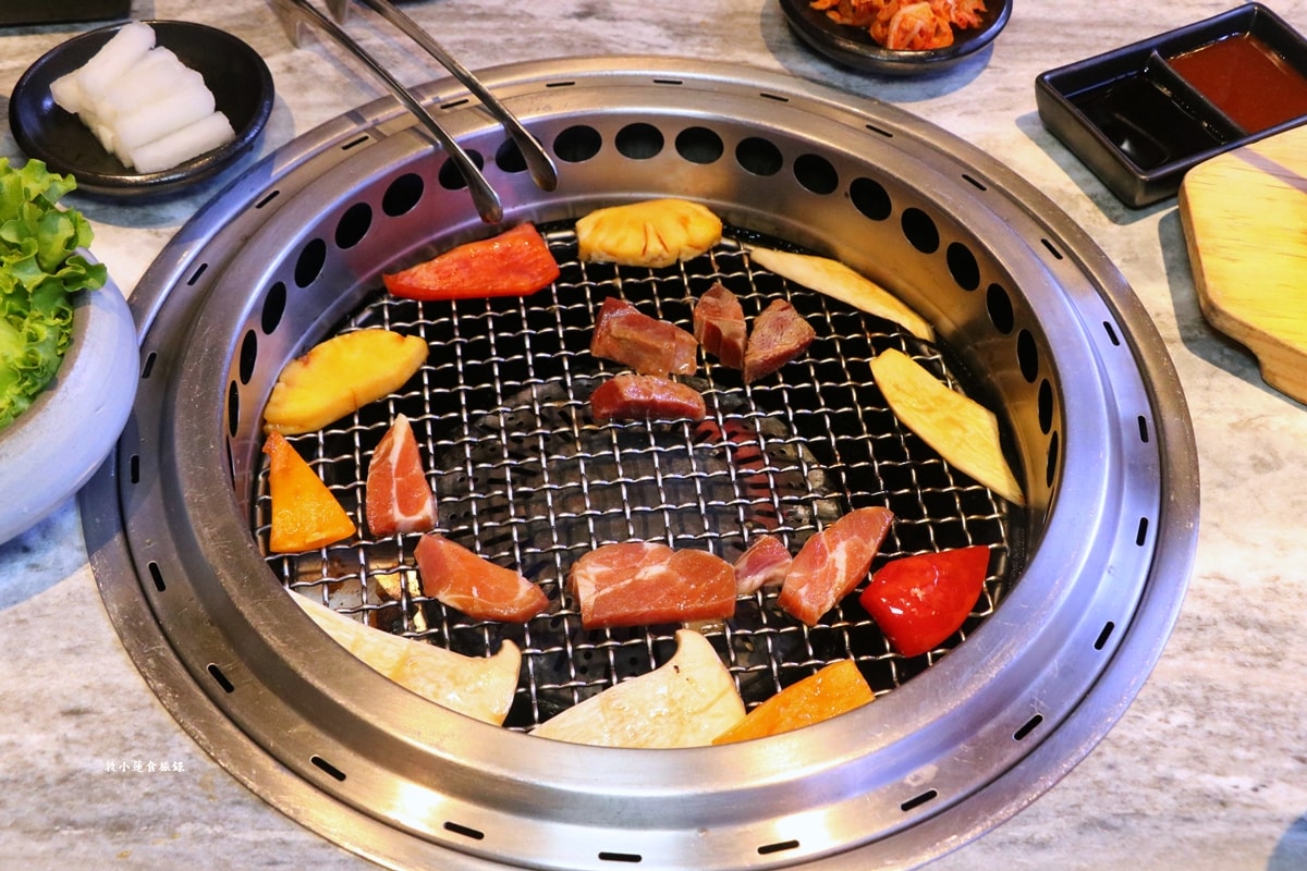 Oh my!原燒 高雄中山店‧多款雙人套餐組合，生日、聚會最舒適!!飲料、泡菜、豚骨湯無限暢飲!!【歇業】