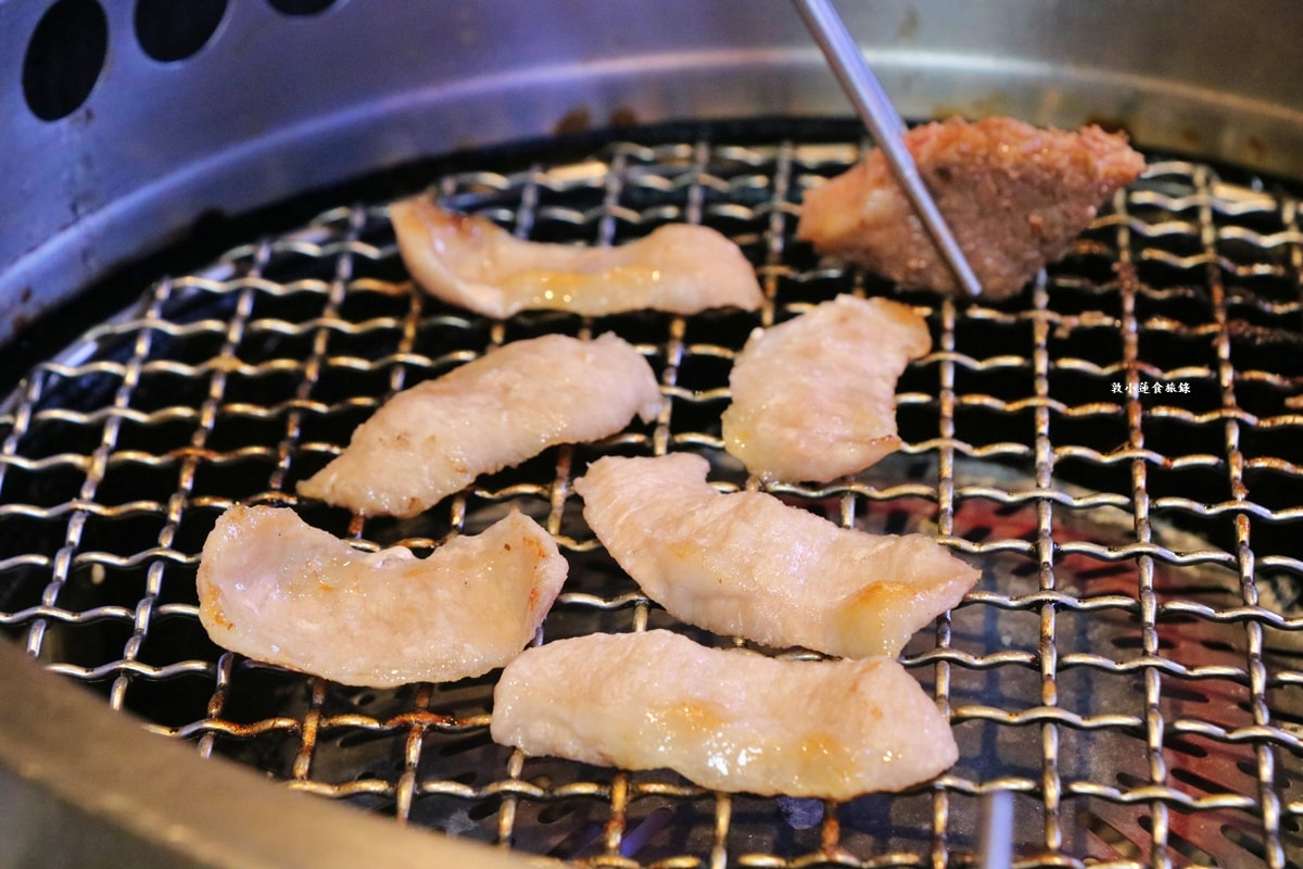 Oh my!原燒 高雄中山店‧多款雙人套餐組合，生日、聚會最舒適!!飲料、泡菜、豚骨湯無限暢飲!!【歇業】