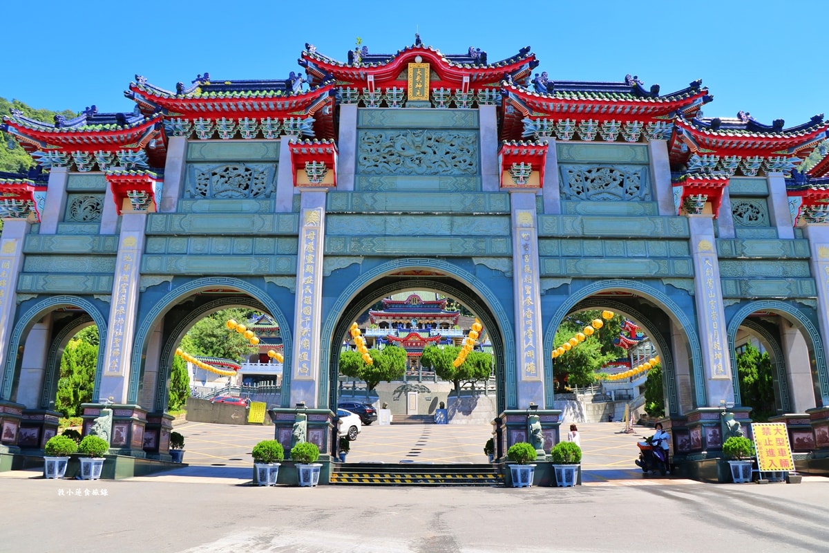 寶湖宮天地堂地母廟‧青瓦色的建築,連綿樓閣,遼闊美景網美必拍熱門景點 - 第3張圖 寶湖宮天地堂地母廟‧青瓦色的建築,連綿樓閣,遼闊美景網美必拍熱門景點