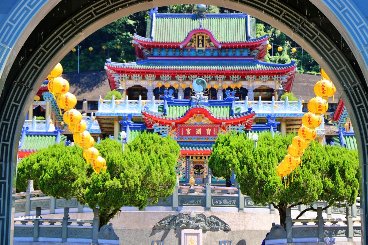 寶湖宮天地堂地母廟‧青瓦色的建築,連綿樓閣,遼闊美景網美必拍熱門景點 - 第4張圖 寶湖宮天地堂地母廟‧青瓦色的建築,連綿樓閣,遼闊美景網美必拍熱門景點