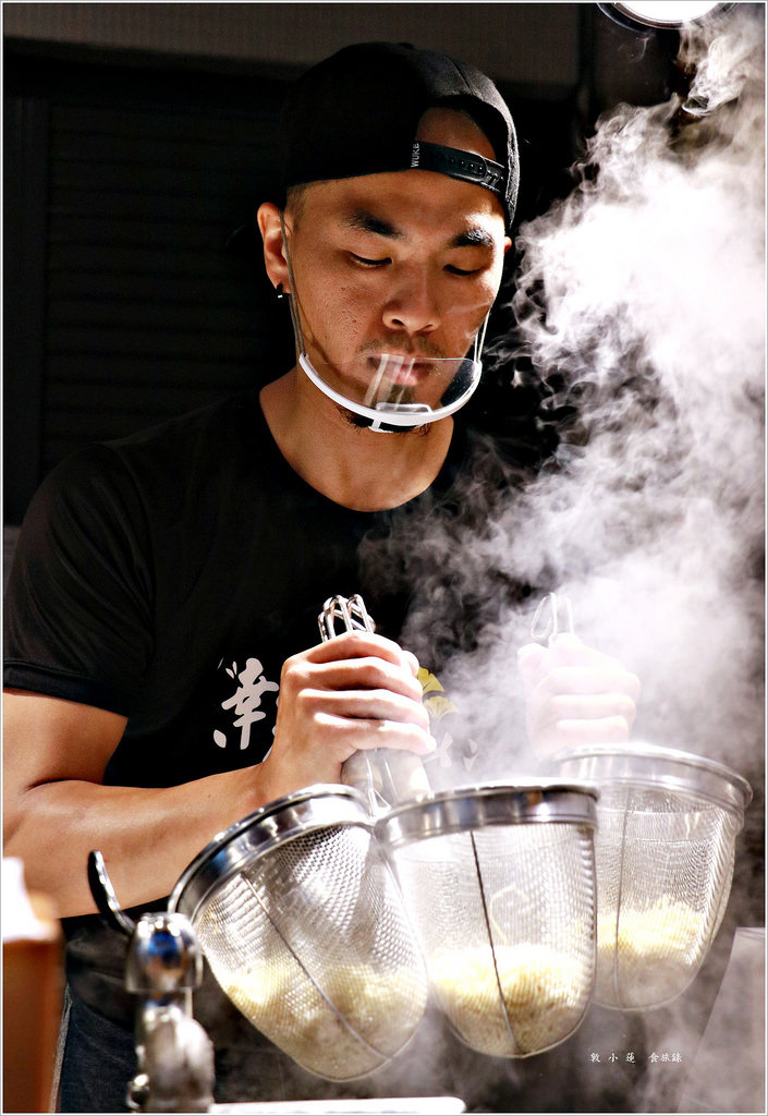 幸花雞白湯拉麵 台中文昌店‧巷子中的平價拉麵 百元吃松露拉麵 激推火山極辛拉麵 - 第10張圖 IMG_8235