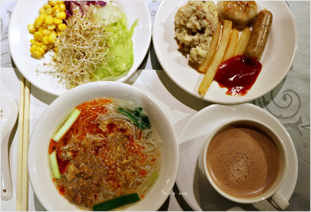 華園大飯店 六合館‧台灣第一家國際觀光飯店 走過一甲子的華園大飯店 復古時尚優質飯店【歇業】 - 第59張圖 IMG_0688