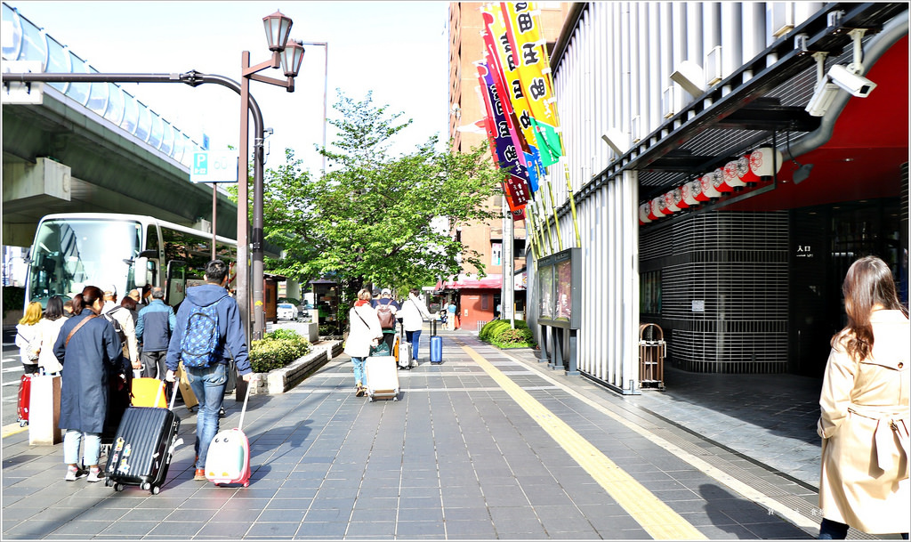 【日本‧大阪】京阪六天五夜‧Tony大阪民宿‧距離日本橋駅八分鐘 心齋橋十分鐘路程的平價民宿 - 第41張圖 IMG_8388