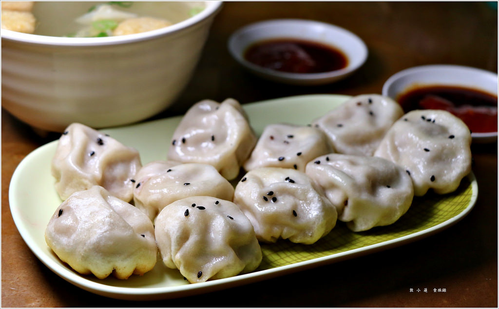 上海生煎湯包‧熱河街排隊美食!!超夯煎包,咬一口就噴汁!!! - 第15張圖 IMG_6171