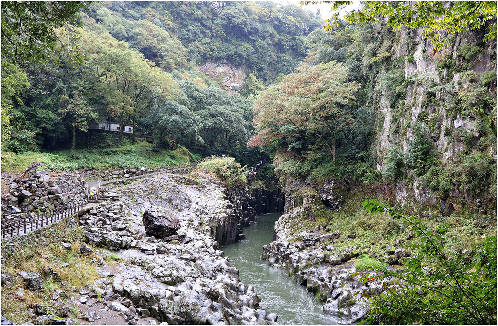 【日本‧宮崎】九州慢行之旅‧ 日本名勝高千穗峽 神話發源地又稱五瀨川峽谷 - 第10張圖 IMG_8997