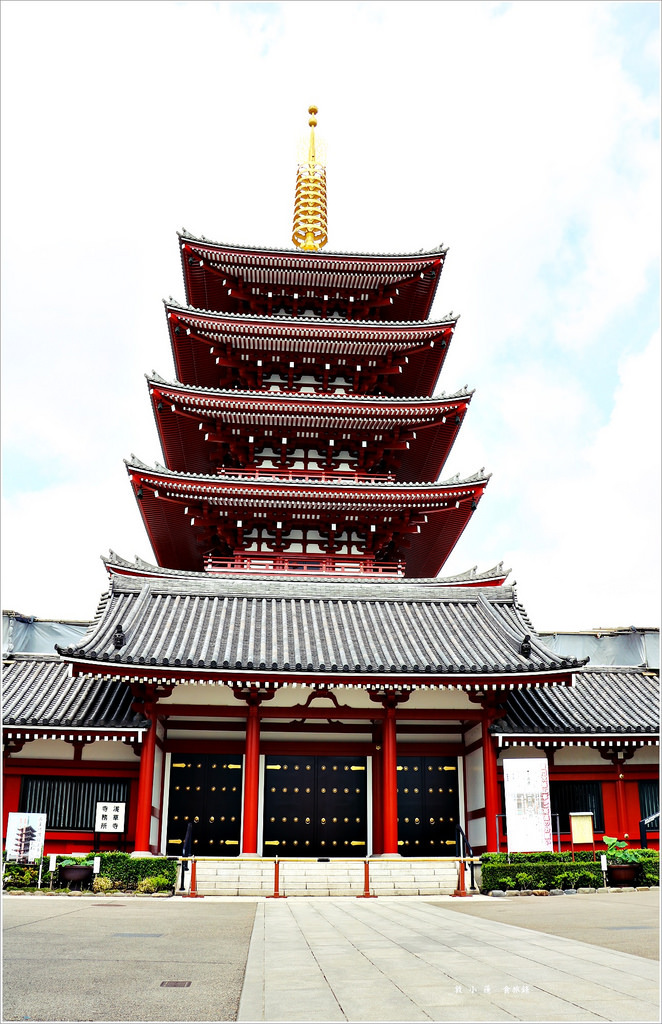 【日本‧淺草】東京五天四夜半自助旅行‧夏初的到訪,淺草寺內的被官稻荷神社 求事業最靈驗 - 第12張圖 IMG_3393