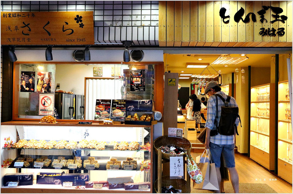 【日本‧淺草】東京五天四夜半自助旅行‧七十年老店花月堂 必吃跟臉一樣大的大菠蘿 - 第7張圖 IMG_3263