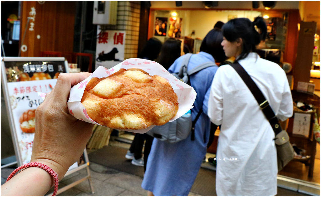 【日本‧淺草】東京五天四夜半自助旅行‧七十年老店花月堂 必吃跟臉一樣大的大菠蘿 - 第16張圖 IMG_3271