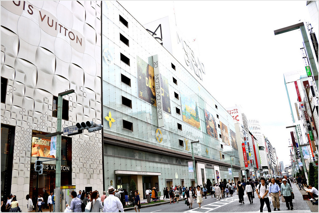 【日本‧銀座】東京五天四夜半自助旅行‧假日車流禁行,享受銀座一丁目慢步到八丁目無壓力購物 - 第26張圖 IMG_2695