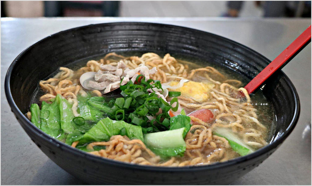 龍華市場牛角日式咖哩‧炒意麵、炒烏龍、傳統鍋燒好味道,再來份咖哩豬排飯白飯吃不停【歇業】 - 第3張圖 1