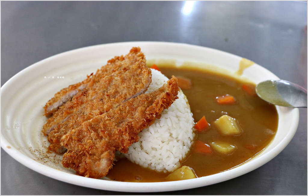 龍華市場牛角日式咖哩‧炒意麵、炒烏龍、傳統鍋燒好味道,再來份咖哩豬排飯白飯吃不停【歇業】 - 第16張圖 IMG_1258