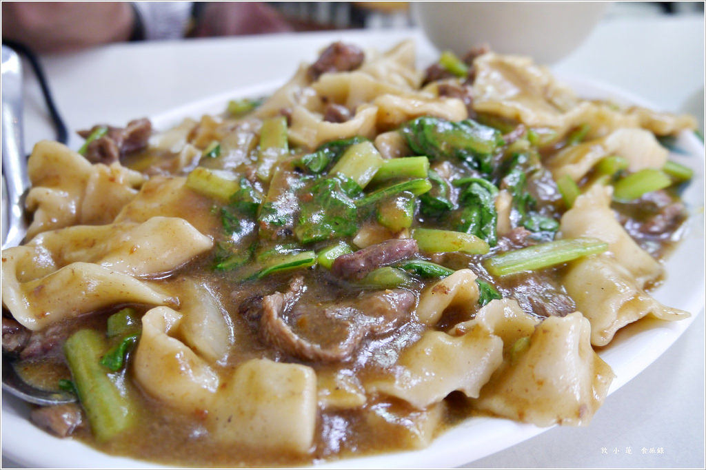 牛朝刀削牛肉麵‧在地平價老店,老饕極力推薦牛肉麵,內用可免費續湯 - 第14張圖 P1000409