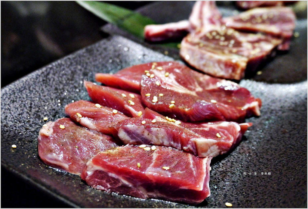 碳佐麻里精品燒肉 高雄時代店‧ 環境優美服務熱忱,日式燒肉首選碳佐麻里 - 第18張圖 P1000500