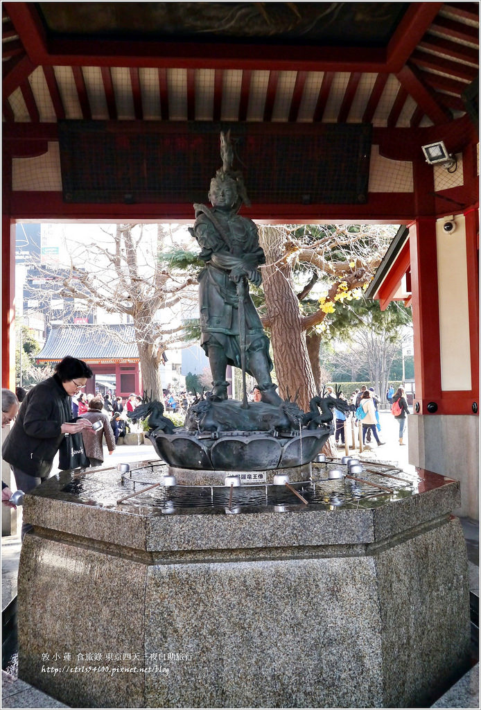 【日本‧淺草】東京四天三夜自助旅行‧淺草寺裡的小驚喜,無人知曉的被官稻荷神社 - 第17張圖 P1270377