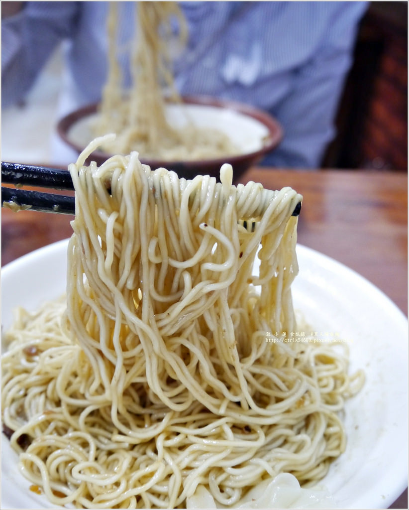 黑人陽春麵‧不是黑人開的黑人陽春麵,小菜多樣化,上班族的最愛 - 第12張圖 P1260699