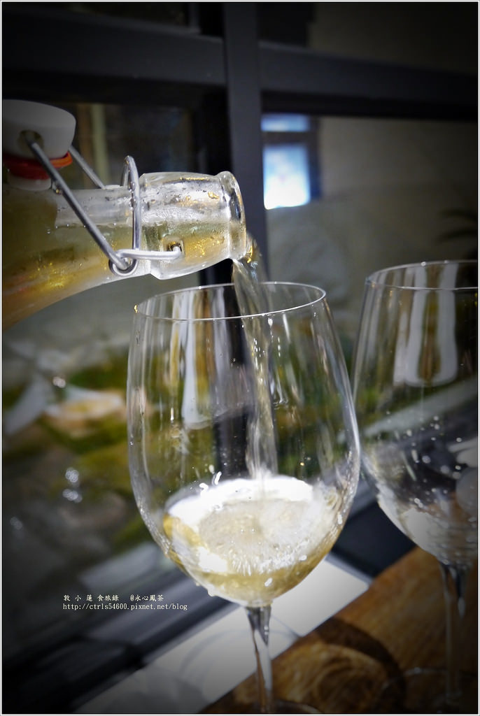 永心鳳茶‧有創意的茶餐廳,咱們以茶代酒吧!! - 第35張圖 P1260144
