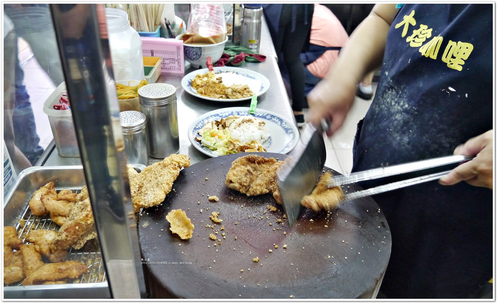 大珍咖哩專賣店‧學區最夯的便當店,雞排大份量,連男生都吃不完的便當 - 第6張圖 P1210716